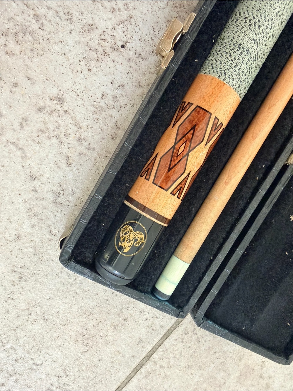 Custom Two-Piece Pool Cue with Decorative Wood Inlay and Grey Wrap with case - Picture 3 of 8